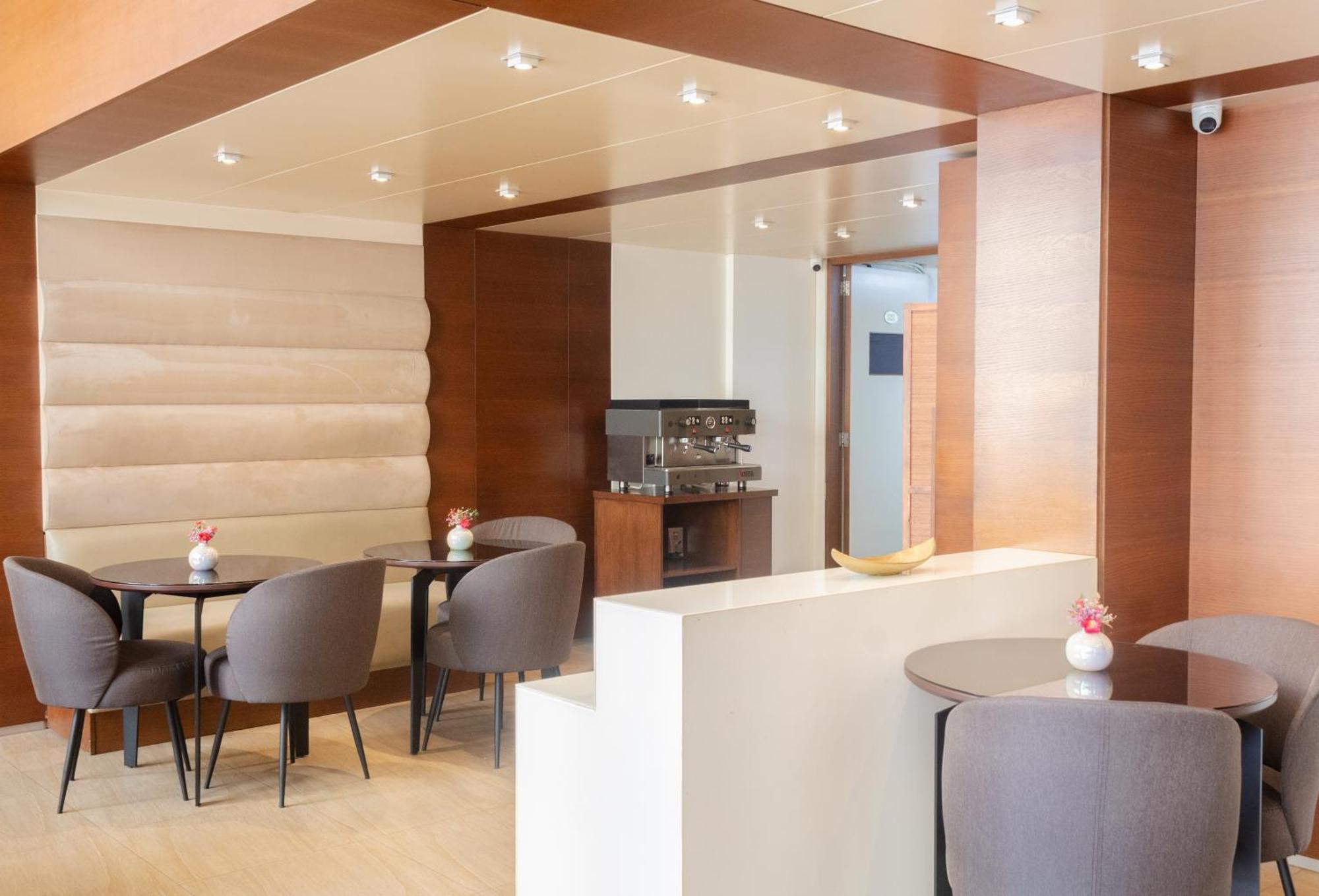 Britannia Suites Beirut Ngoại thất bức ảnh