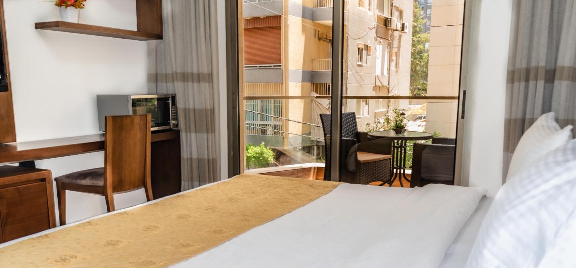 Britannia Suites Beirut Ngoại thất bức ảnh