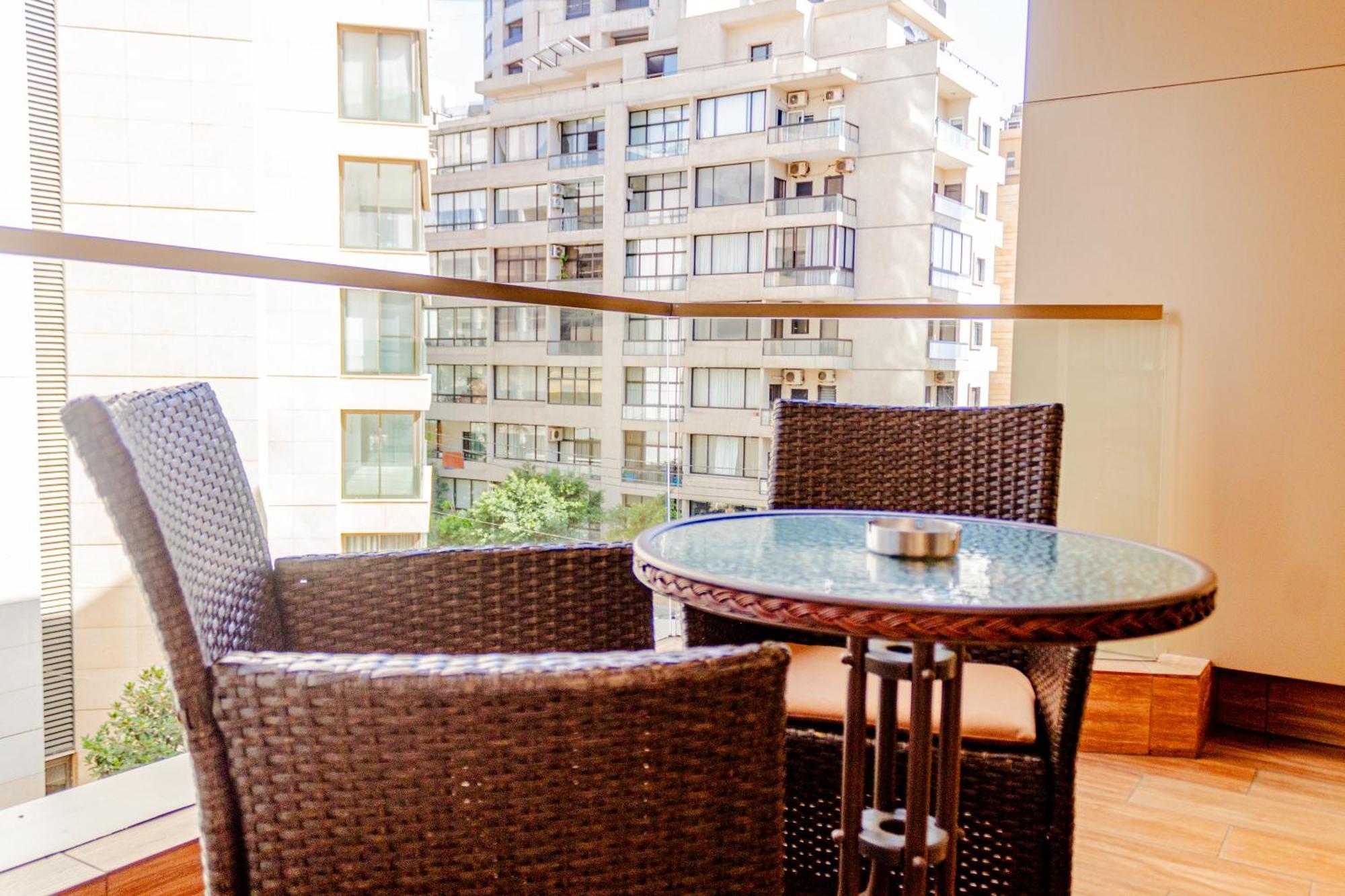Britannia Suites Beirut Ngoại thất bức ảnh