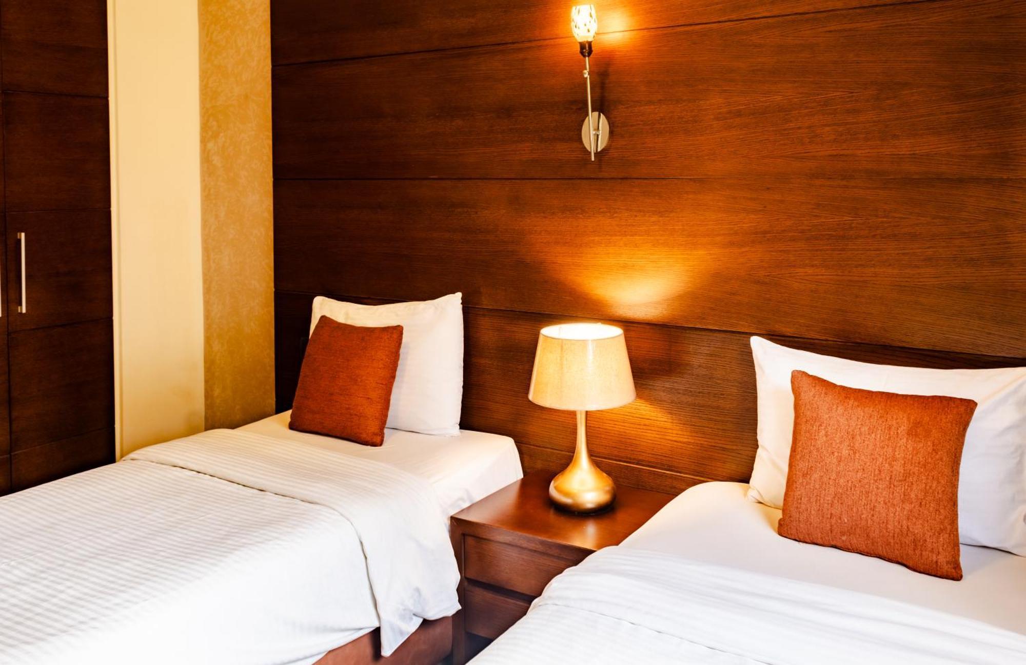 Britannia Suites Beirut Ngoại thất bức ảnh