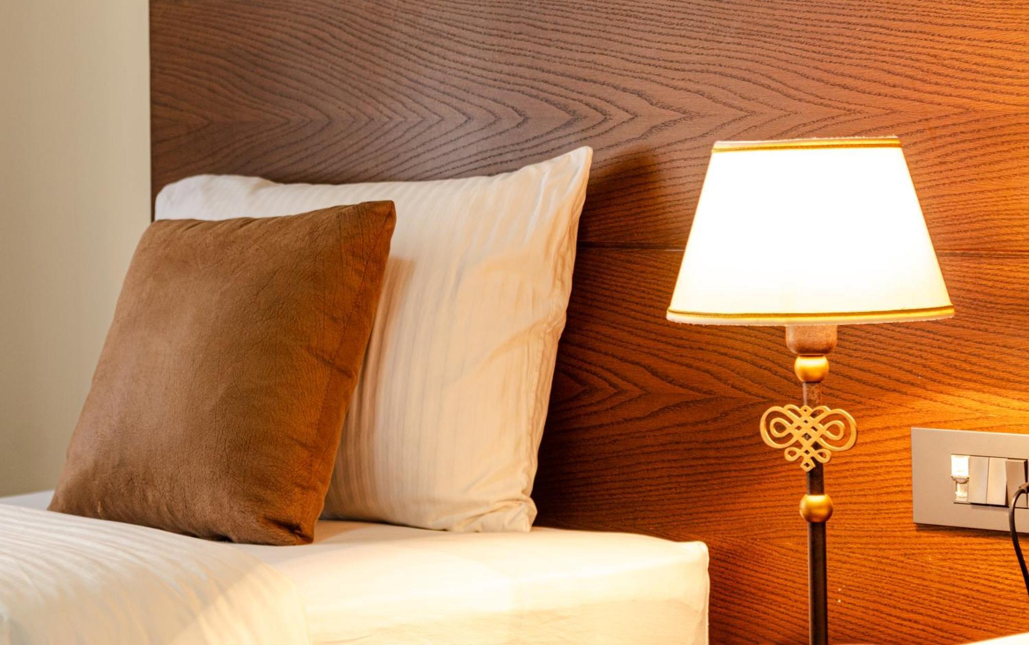 Britannia Suites Beirut Ngoại thất bức ảnh