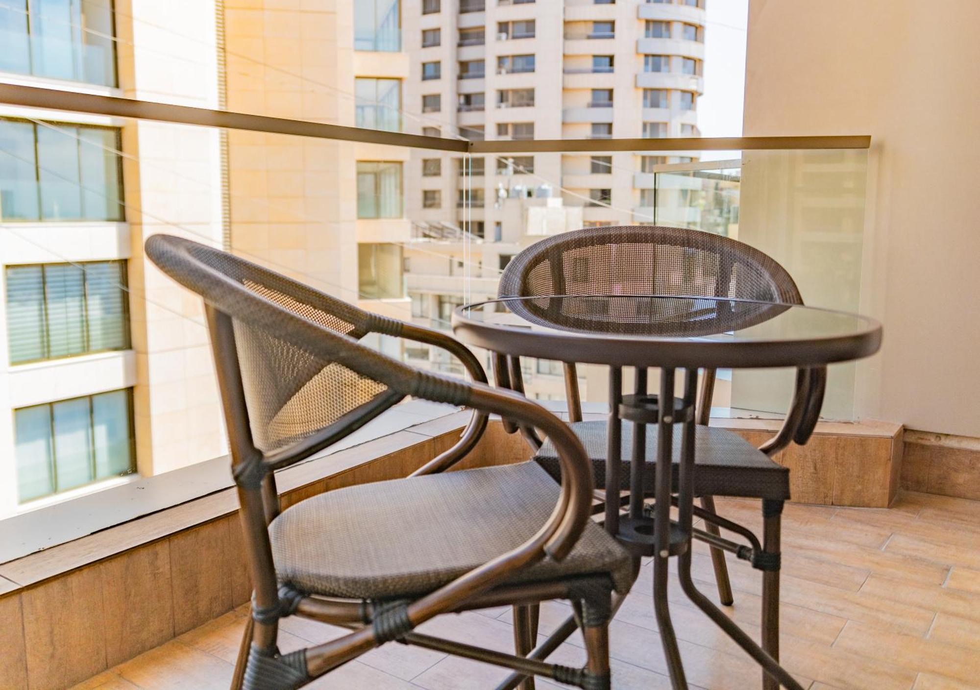 Britannia Suites Beirut Ngoại thất bức ảnh
