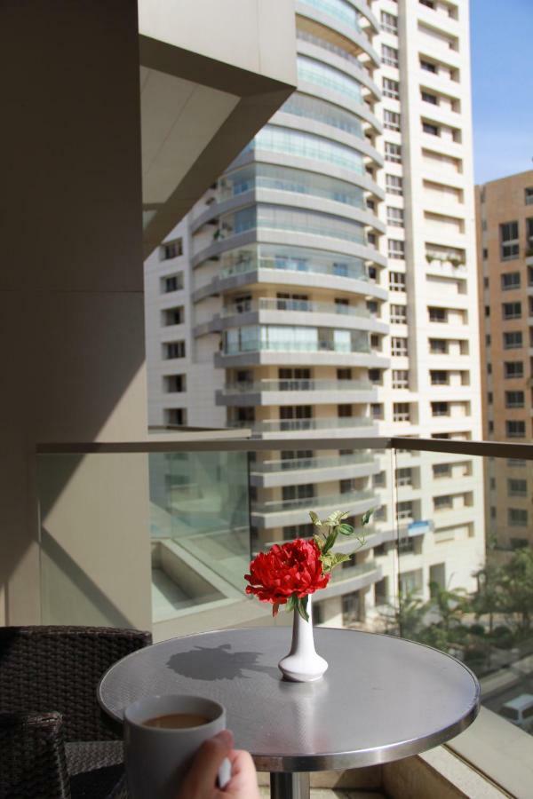 Britannia Suites Beirut Ngoại thất bức ảnh